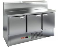 Холодильный стол для пиццы HiCold PZE2-111/GN (1/6H), 1485 мм, нерж., с витриной, 3 двери
