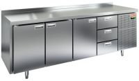 Холодильный стол HiCold GN 1113/TN, 2280 мм, 3 двери, 3 ящика