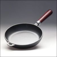 Сковорода d=30 см чугун. с деревян. ручк. Китай 1503